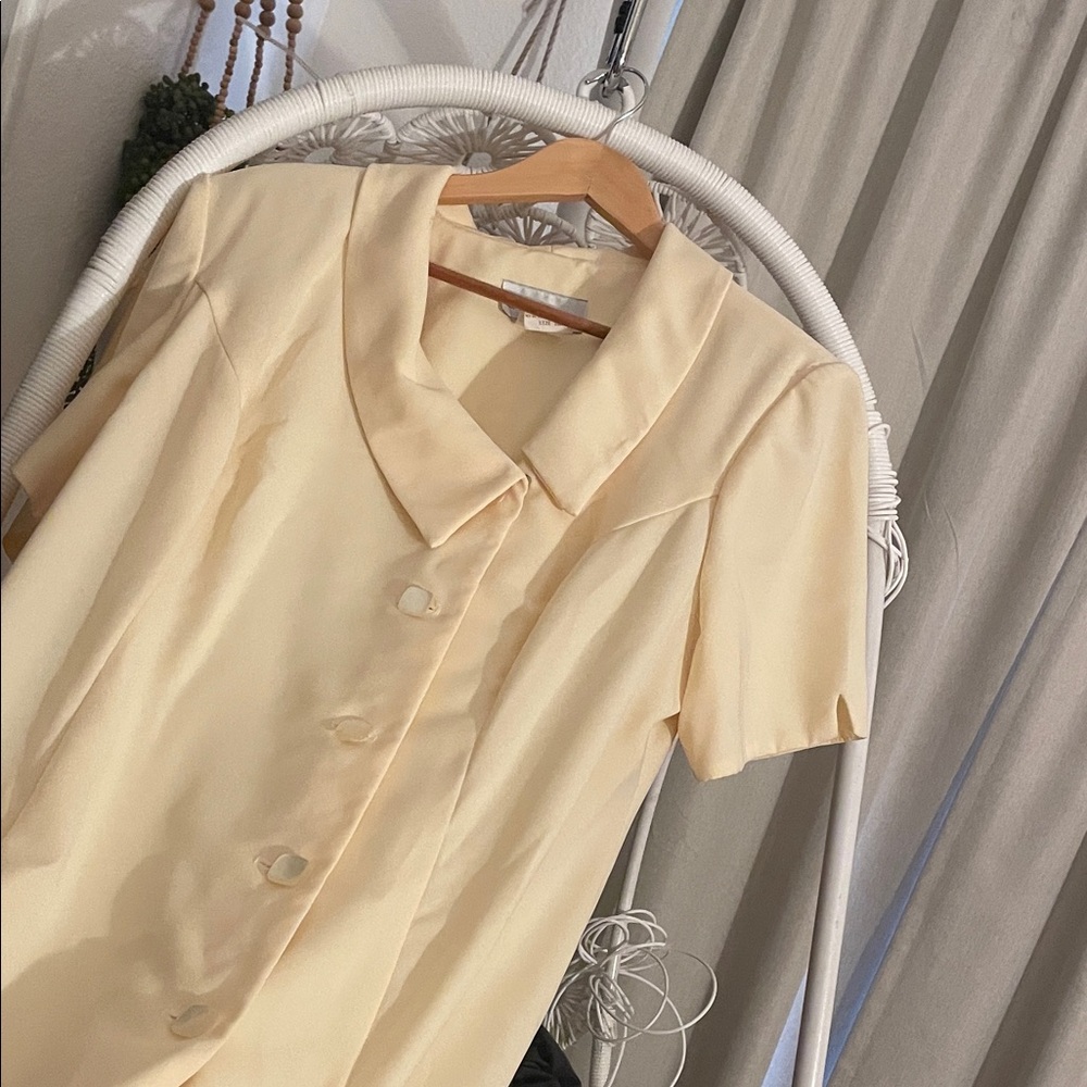 Dressbarn Light cream/light yellow dress